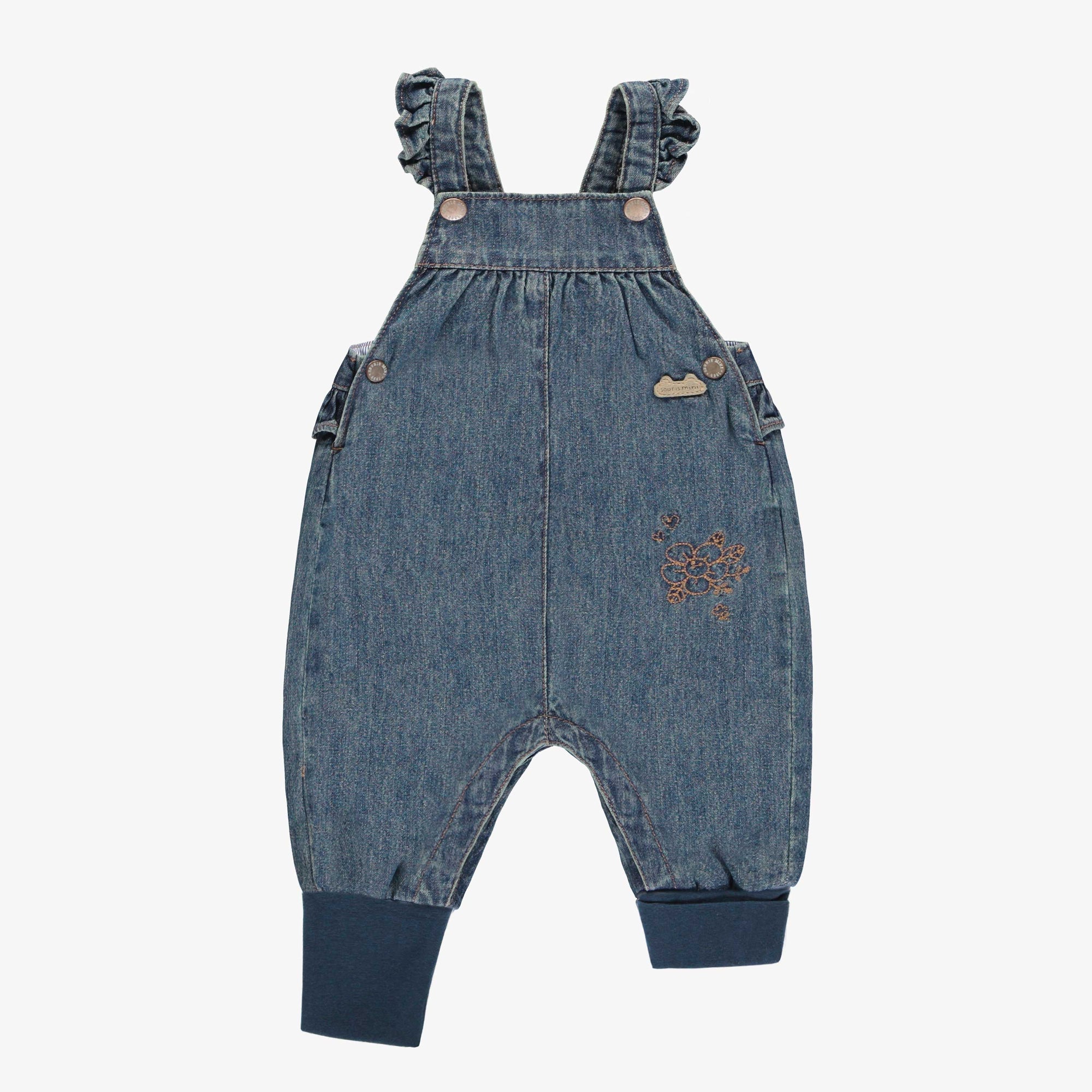 Salopette évolutive coupe large en denim léger bleu moyen, naissance || Evolutive wide-cut overalls in lightweight blue denim, newborn